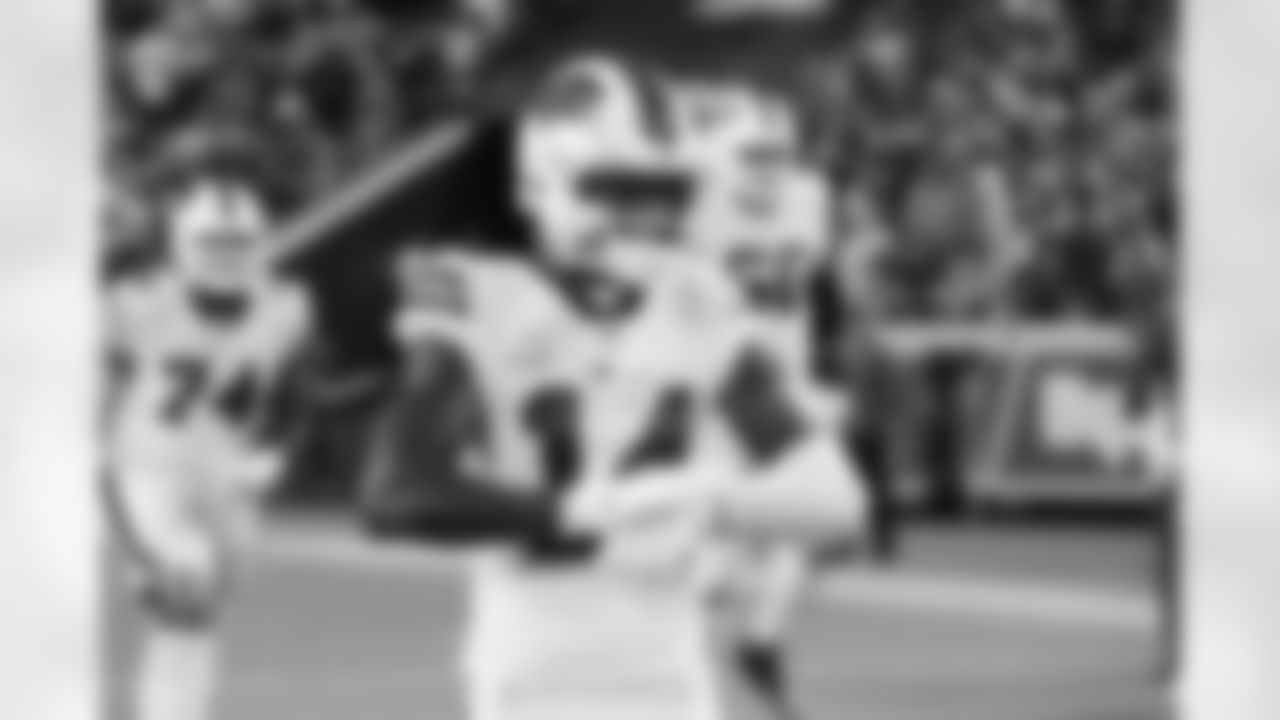 Stefon Diggs (14). Buffalo Bills vs Kansas City Chiefs at GEHA Field at Arrowhead Stadium, October 10, 2021. Photo by Bill Wippert