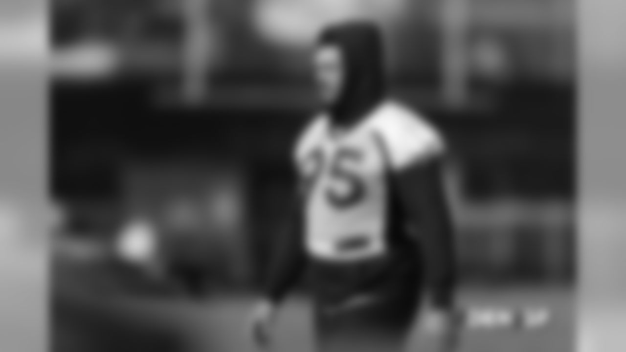 Derek Wolfe during practice at UCHealth Training Center in Centennial, CO, December 05, 2018.
Photo by Gabriel Christus