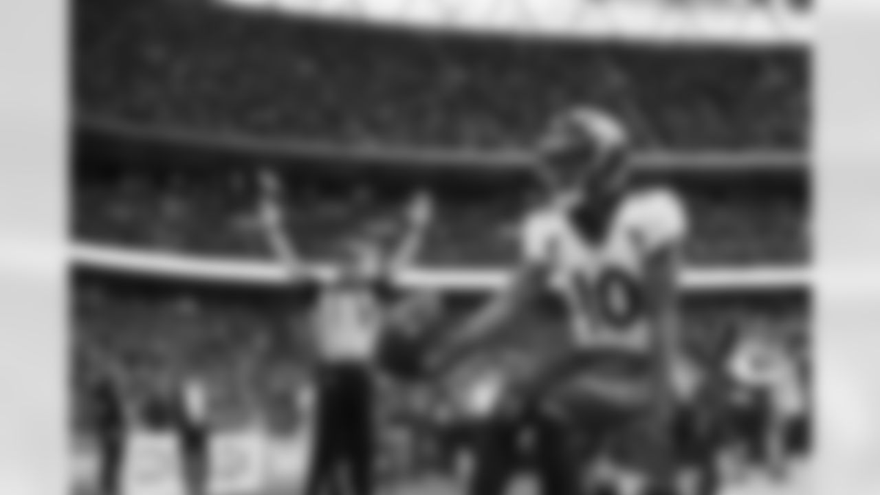Denver Broncos wide receiver Jerry Jeudy (10) celebrates after a touchdown during an international NFL game against the Jacksonville Jaguars on Sunday, October 30, 2022 in London.
Photo by Gabriel Christus / Denver Broncos