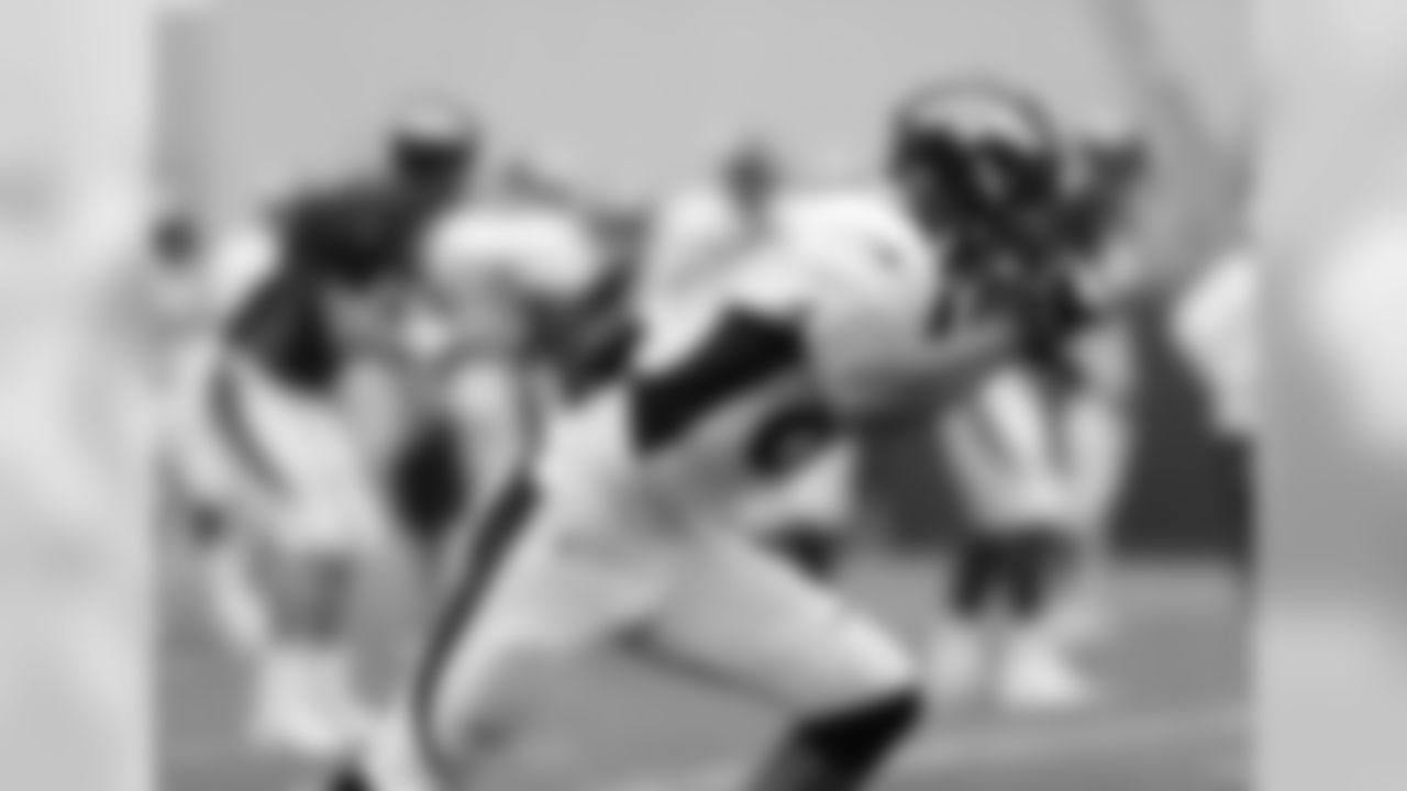 Decker breaks into a route as Manning waits for the snap.
