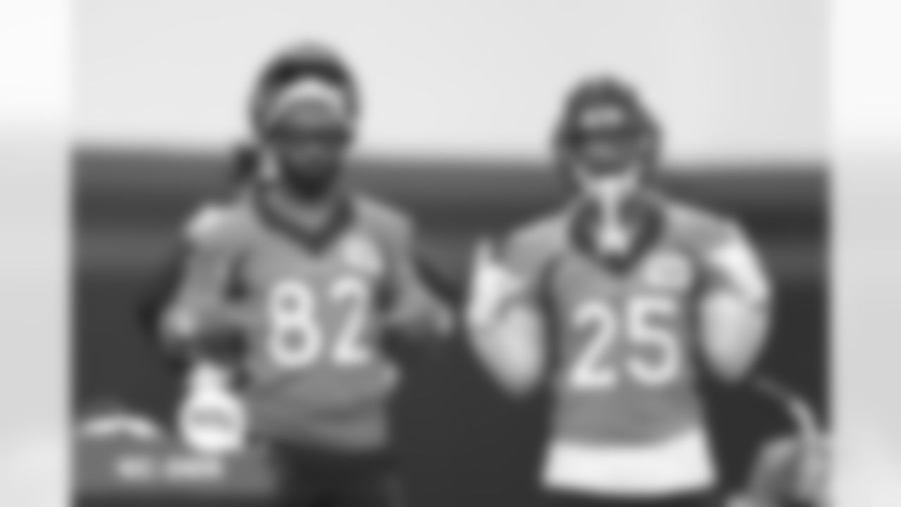Kendall Hinton and Diontae Spencer during practice on Thursday, January 6, 2022 at UCHealth Training Center in Englewood, Colorado.