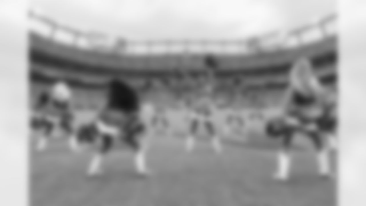 Denver Broncos Cheerleaders during the Broncos' Week 1 game against the Las Vegas Raiders at Empower Field at Mile High in Denver, Colorado on September 10, 2023. Photo by Paul Cloud / Denver Broncos