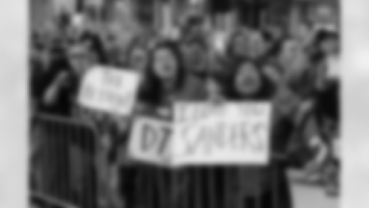 Fans cheer during the Denver Broncos Super Bowl 50 Championship Parade. Tuesday, February 9, 2016.