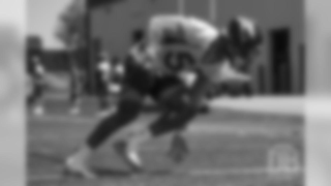 outside linebacker Von Miller (58) during practice at the eighth day of OTAs on June 5, 2018.