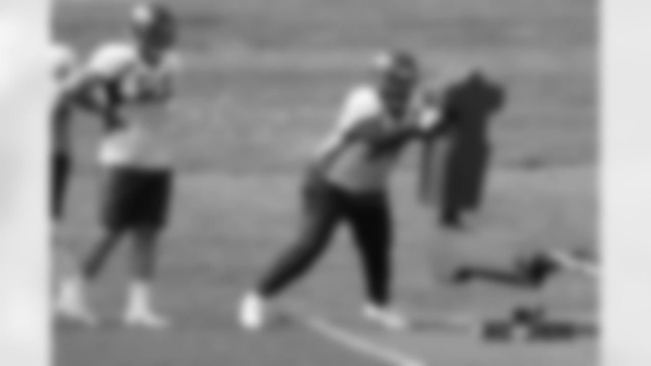 Domata Peko Sr. action during practice at UCHealth Training Center in Centennial, CO, September 28, 2018.
Photo by Gabriel Christus