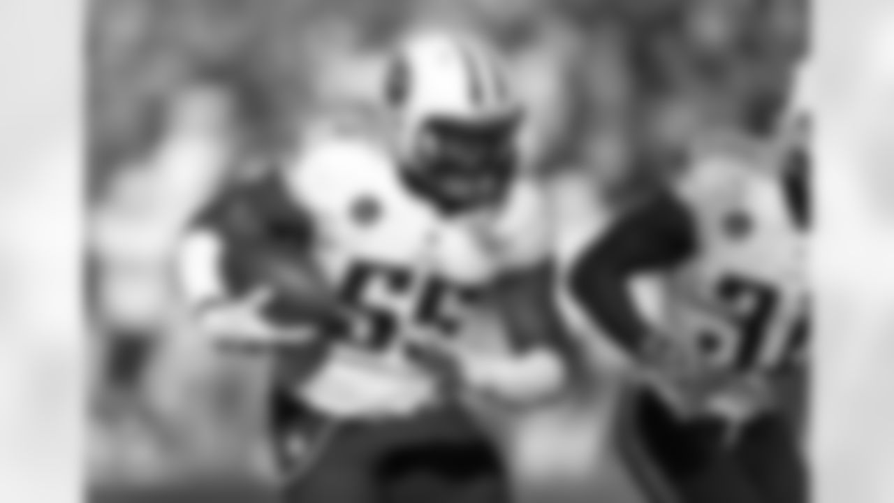 Backed up by 50 Zaviar Gooden