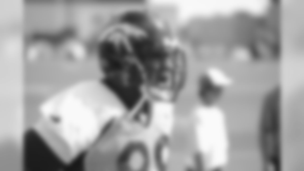 DT Kevin Vickerson
