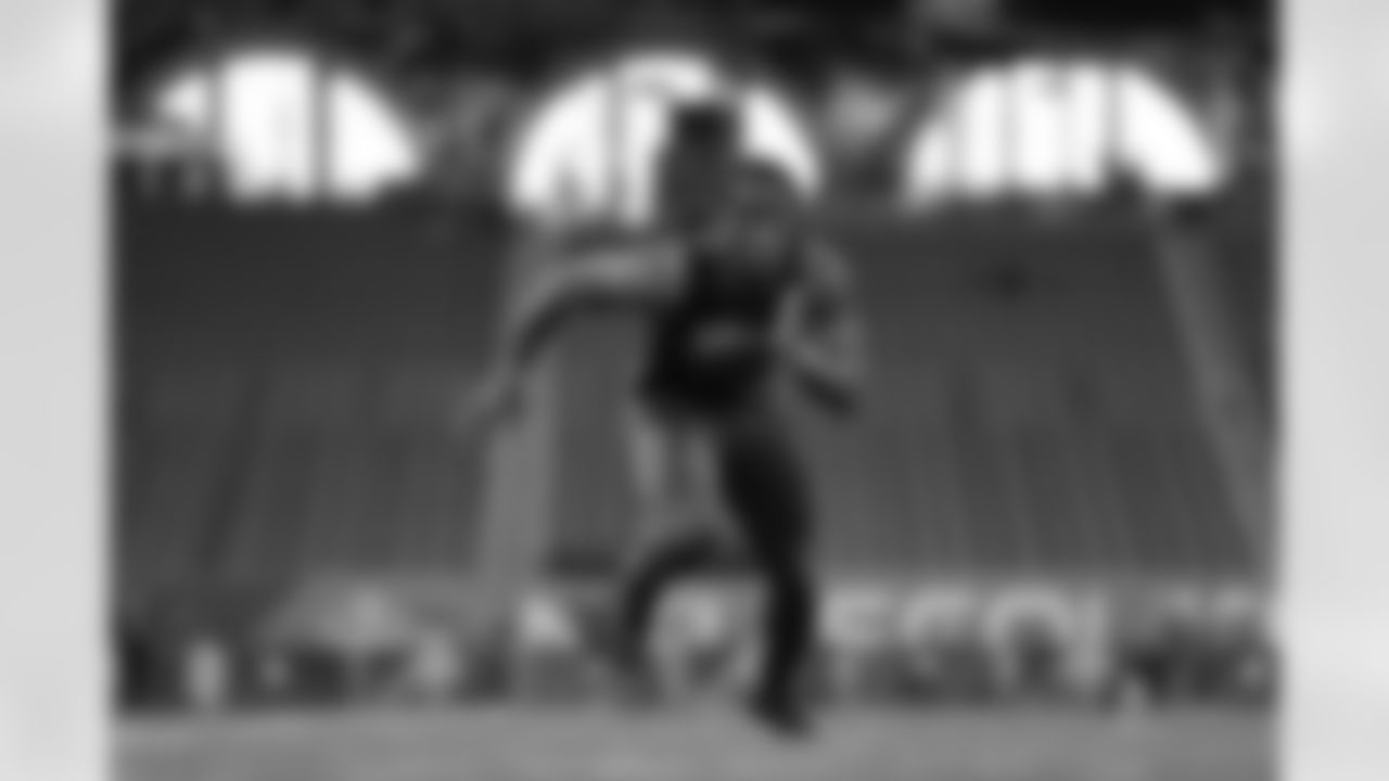 Florida State defensive back Ronald Darby runs a drill at the NFL football scouting combine in Indianapolis, Monday, Feb. 23, 2015. (AP Photo/David J. Phillip)