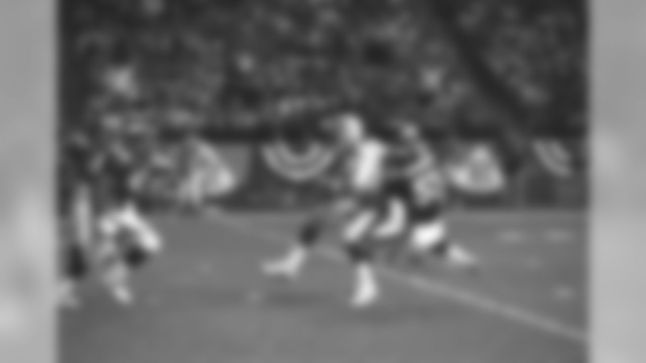 Sept. 7, 1998: Broncos 27, Patriots 21