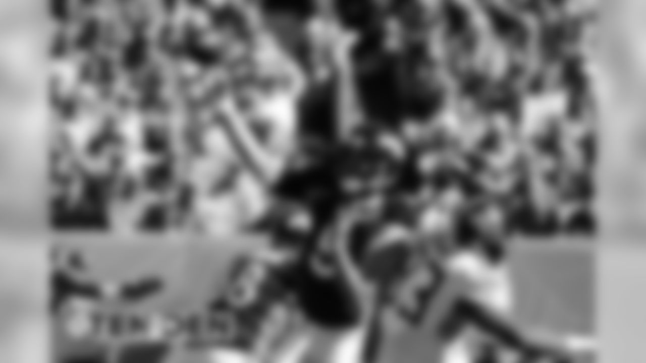 Photos of in-game action of the Broncos' game against the Tennessee Titans at Empower Field at Mile High on October 13, 2019. (Photo by Eric Lars Bakke)