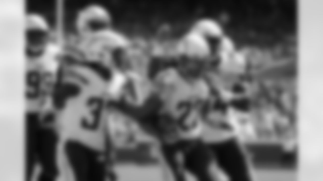 Coming off a 4-12 season in 2015, the Chargers seemed destined to rebound in a difficult division game to open the season in Kansas City. Touchdowns from running backs Melvin Gordon and Danny Woodhead gave San Diego a 21-3 lead at halftime. But the lead was not insurmountable. With wide receiver Keenan Allen out with a season-ending knee injury, San Diego's offense could not find the same success it had in the first half. The Chiefs stormed back to tie the game with a field goal and touchdown in the final four minutes to send the game to overtime. After opening overtime with a 20-yard pass, Kansas City drove for the 33-27 win, capping the game-winning drive with a quarterback keeper on an option run at the goal line. Next week for San Diego: vs. JaguarsNext week for Kansas City: @ Houston