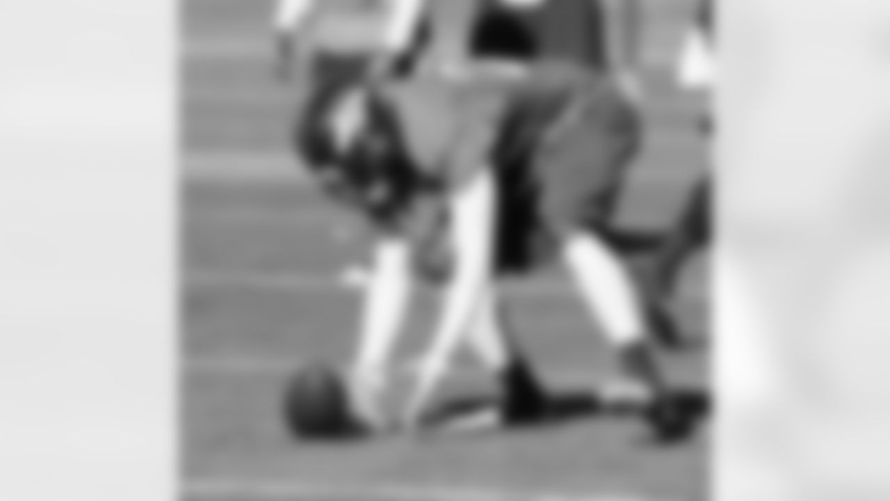 CB Champ Bailey practices fumble recovery.