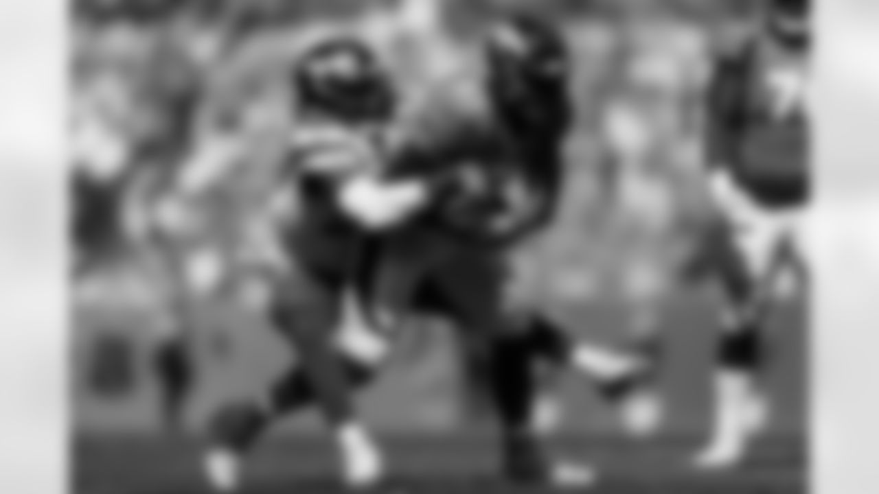 Noah Fant during the Broncos' Week 3 game against the New York Jets at Empower Field at Mile High in Denver, Colorado on September 26, 2021. (Photo by Gabriel Christus)