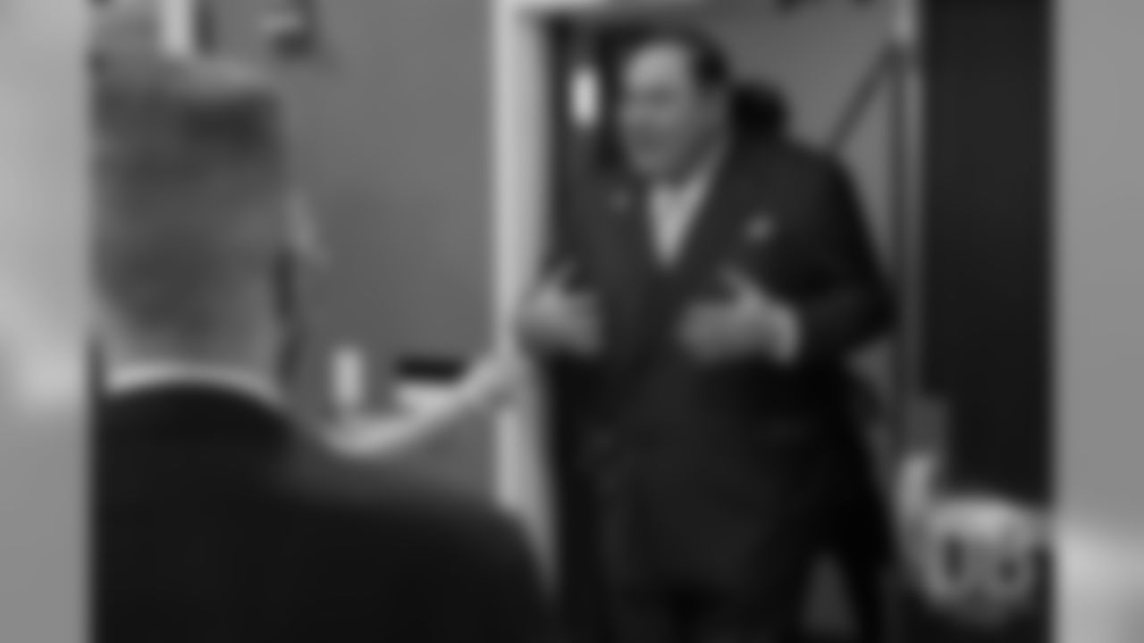 David Baker gives the news that Pat Bowlen was elected for enshrinement in the Pro Football Hall of Fame's Class of 2019 on February 2, 2019.