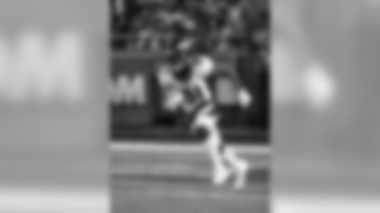 safety Omar Bolden (31)