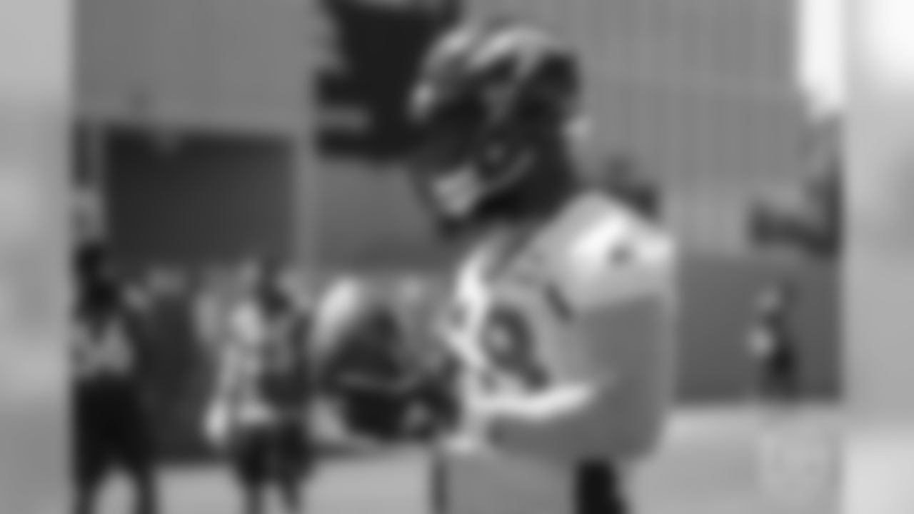 outside linebacker Von Miller (58) warms up before the 10th and final day of OTAs on June 7, 2018 at UCHealth Training Center.