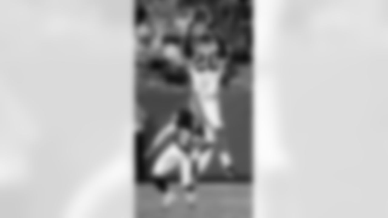 2004 NFL Draft: Chris Gamble, CB (Panthers)Gamble spent his entire nine-year career with the Panthers, starting 117 of 123 games. He had 27 career interceptions, of which he returned two for touchdowns. He also forced four fumbles, recovered six fumbles and returned one of those for a touchdown.