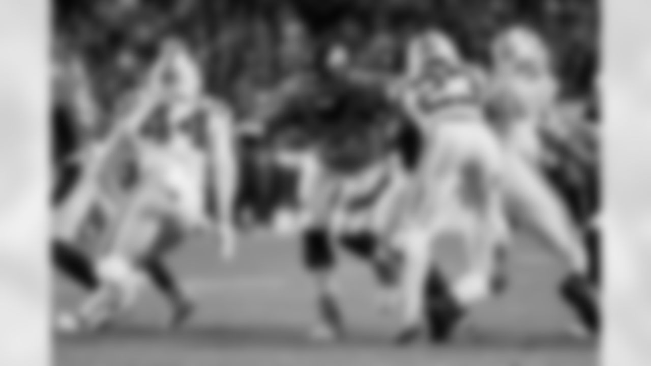 Dalton Risner makes a block in overtime during the Broncos' Week 5 game against the Indianapolis Colts at Empower Field at Mile High in Denver, Colorado on October 6, 2022. (Photo by Ben Swanson)