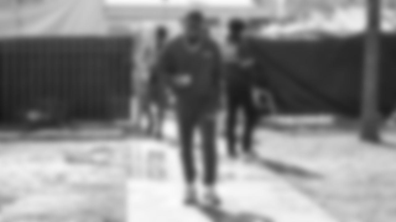 Kareem Jackson arrives at the stadium before the Broncos' game against the Cleveland Browns at Empower Field at Mile High on November 3, 2019. (Photo by Jeremy Rincon)