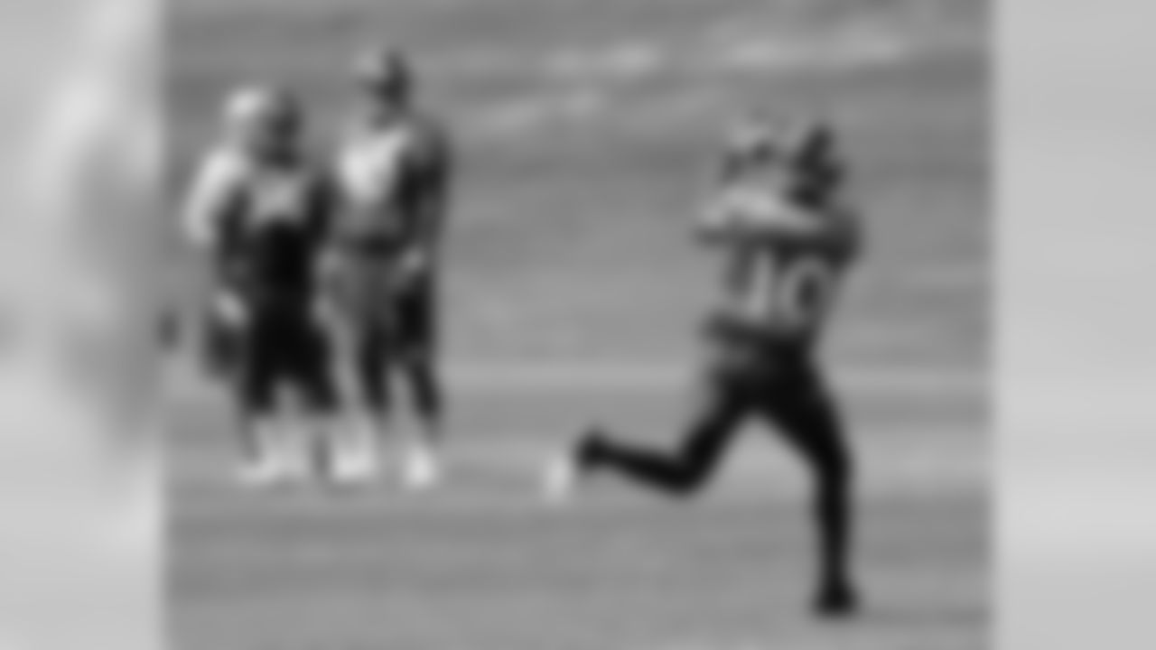 WR Emmanuel Sanders
