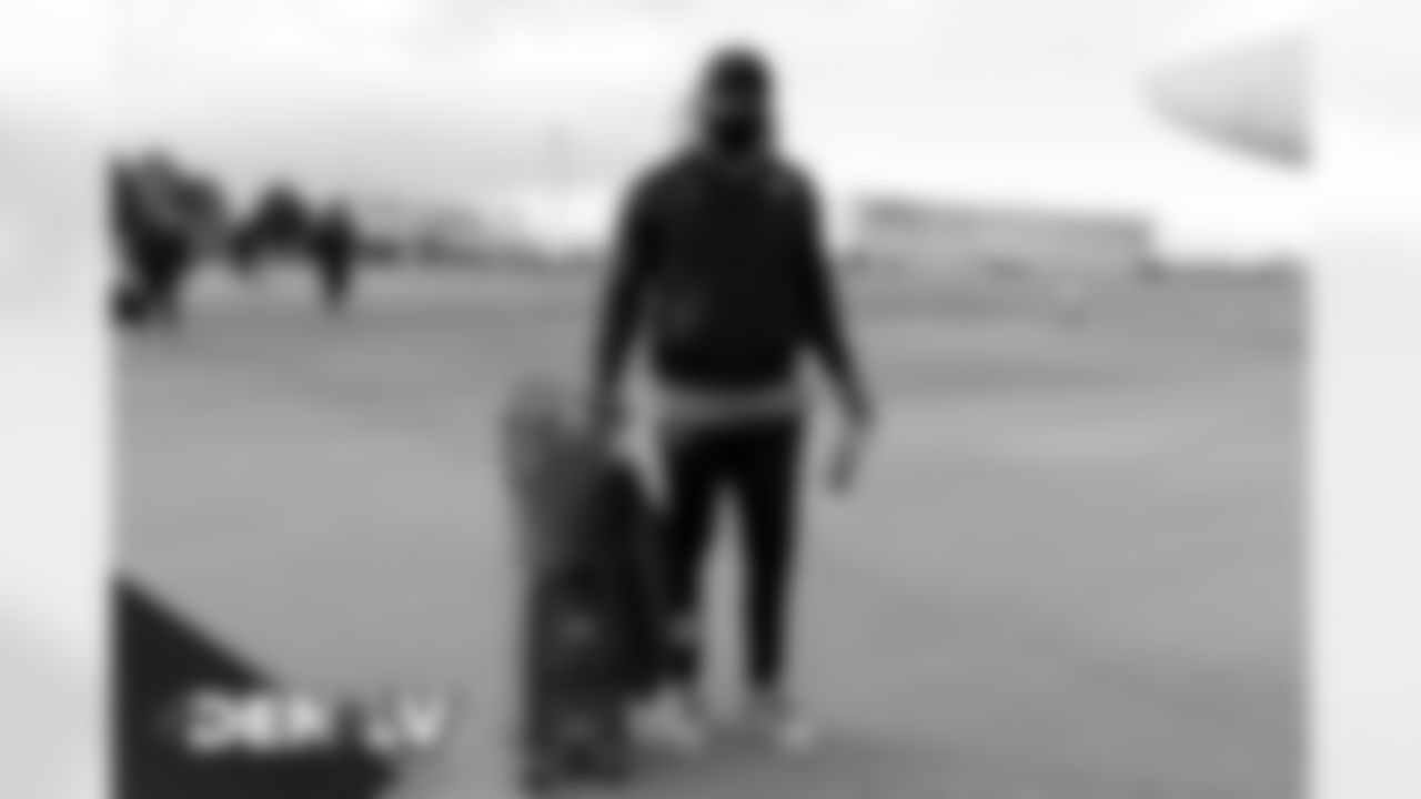 Kareem Jackson on the tarmac at Denver International Airport on November 14, 2020 during the team's travel to Las Vegas for a Week 10 game against the Raiders. (Photo by Joe Abdellah)