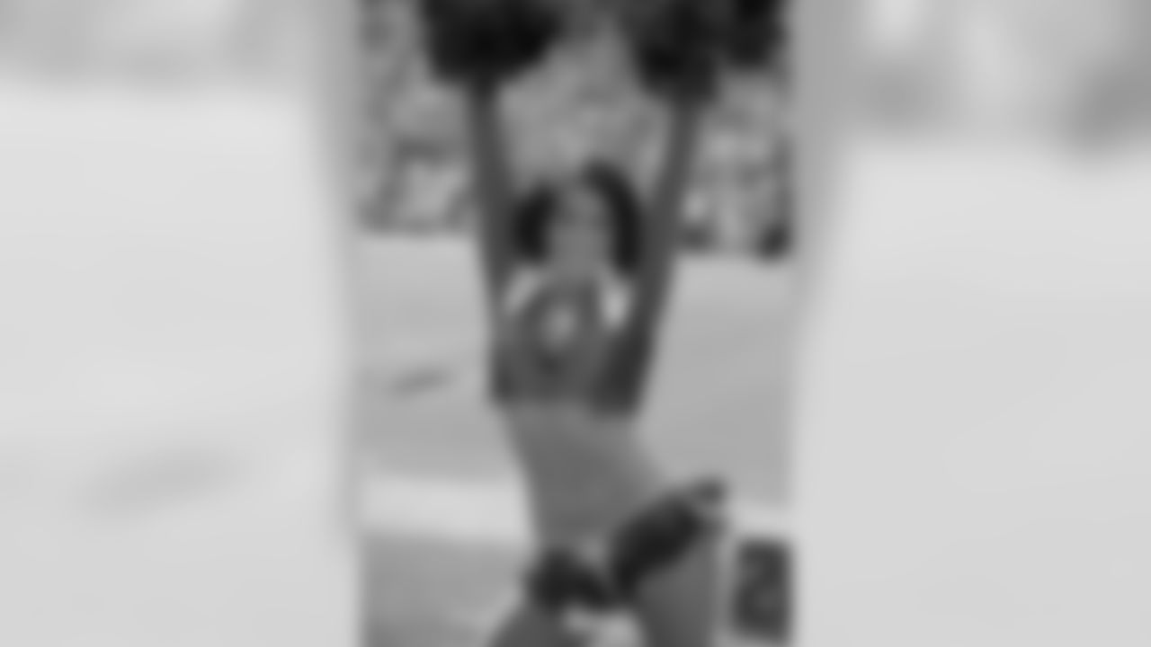 2018, Denver Broncos, Seattle Seahawks, Cheerleaders, DBC Brielle