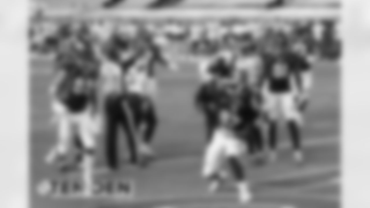 Noah Fant in action during the Broncos' Week 1 game against the Tennessee Titans at Empower Field at Mile High in Denver, Colorado, on September 14, 2020. (Photo by Ben Swanson)