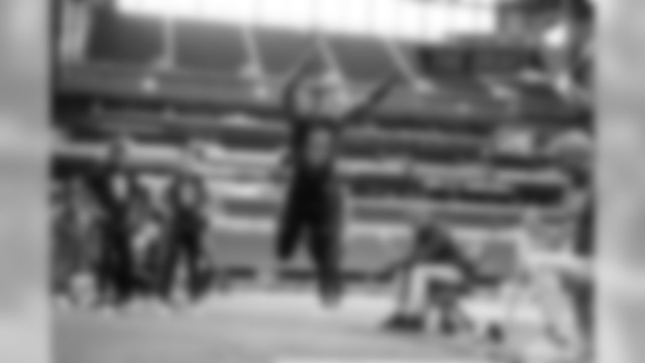 Broad jump: 10'11" (No. 8 among WRs in 2017)(AP Photo/Gregory Payan)