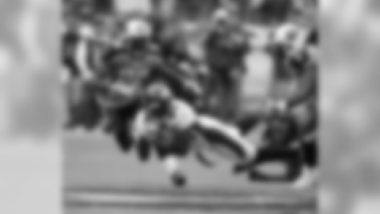 Oct. 3, 2010: Broncos 26, Titans 20