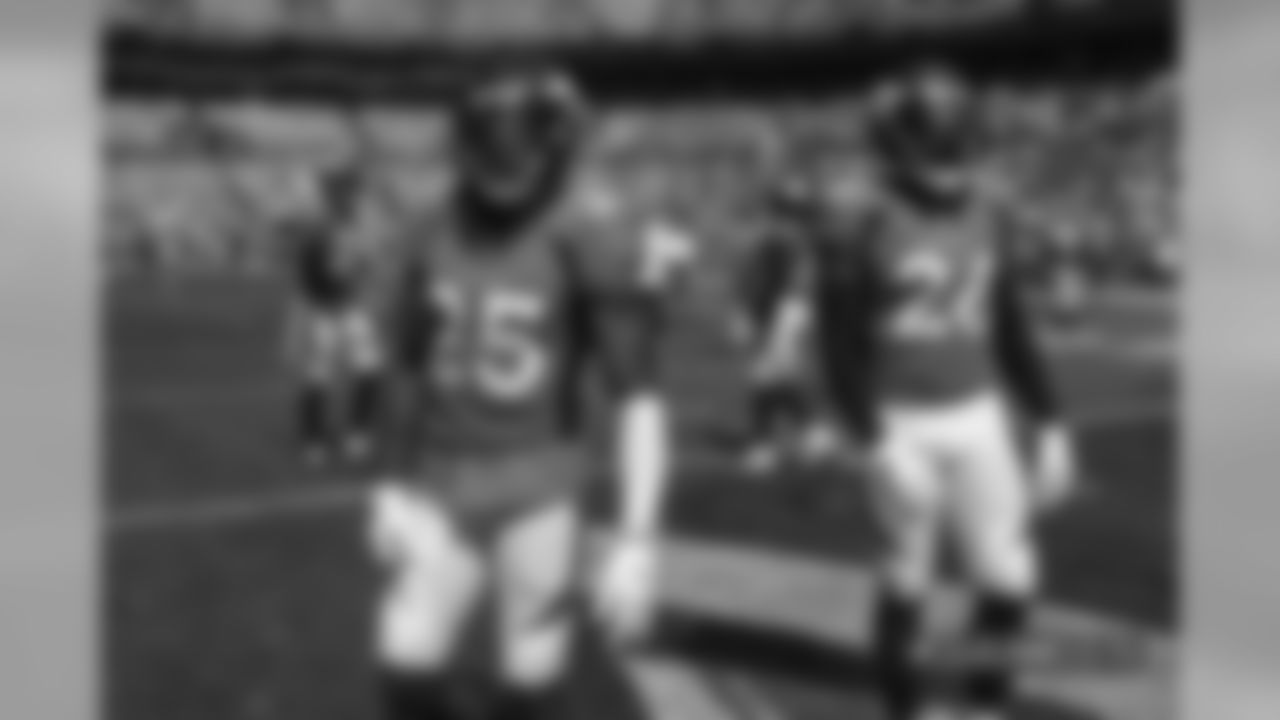 Chris Harris Jr. and Darian Stewart during pregame warmups before the Broncos' game against the Oakland Raiders at Broncos Stadium at Mile High in Denver, Colorado, September 16, 2018.
Photo by Gabriel Christus