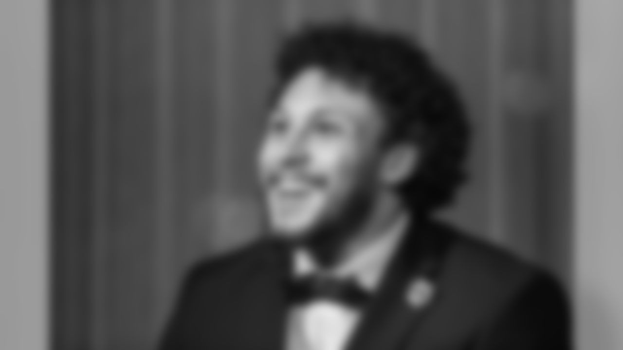 Phillip Lindsay joined forces with fellow Colorado native-turned-sports star Chauncey Billups to give the keynote speech for the Porter-Billups Leadership Academy Gala on February 8, 2020. (Photo by Jeremy Rincon/DenverBroncos.com)