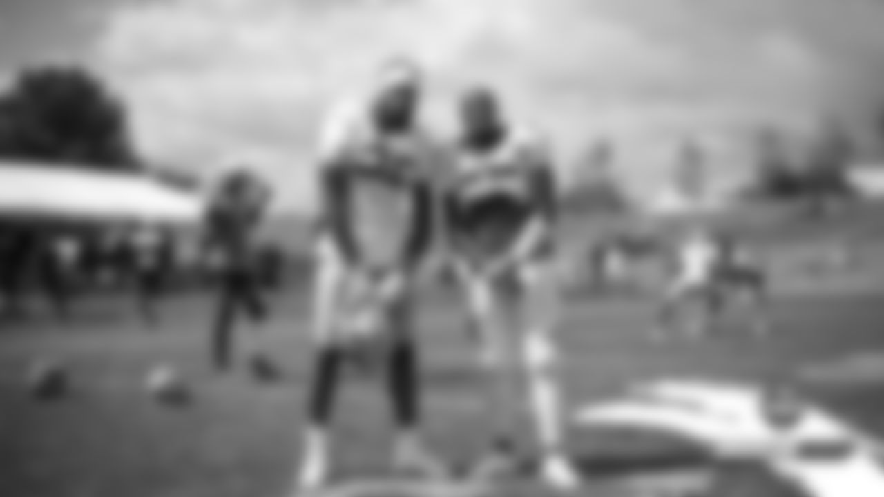 Chris Harris Jr. poses for a photo with San Francisco 49ers cornerback Richard Sherman (25) at a joint practice with the San Francisco 49ers on the 20th day of training camp on August 17, 2019.