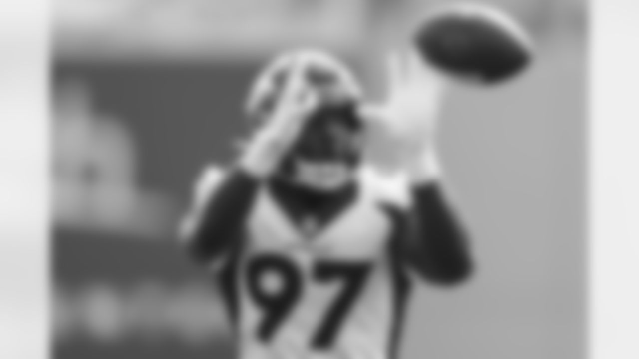 Jeremiah Attaochu during training camp at UCHealth Training Center in Centennial, CO, August 24, 2020.
Photo by Gabriel Christus
