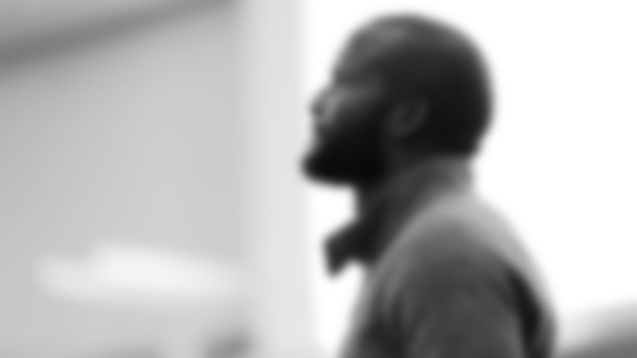 Pro Football Hall of Fame and Broncos Ring of Fame cornerback Champ Bailey at practice on October 11, 2019 at UCHealth Training Center. (Photo by Ben Swanson)