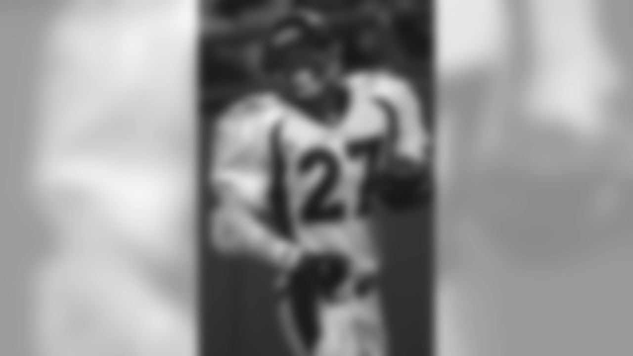 Hall of Fame safety Steve Atwater and guard Doug Widell were the Broncos' first two picks, and each fulfilled their promise for Denver as part of this class (194 CarAV). Atwater, who was an eight-time Pro Bowler and a member of the NFL 1990s All-Decade Team, also was a key player for the Broncos to reach three Pro Bowls, of which they won two.