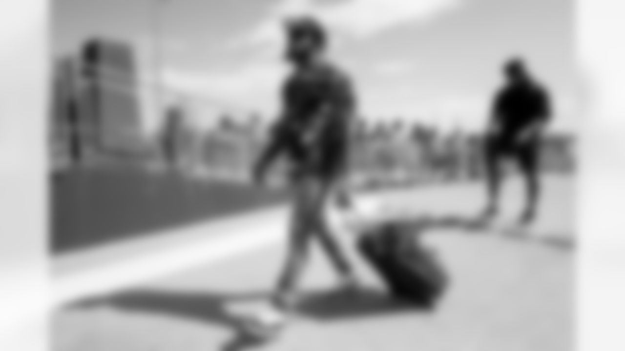 210828_000006_SW