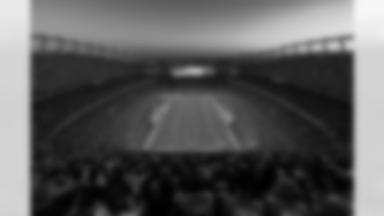 An overhead of the stadium during a NFL game against the San Francisco 49ers on Sunday, September 25, 2022 at Empower Field at Mile High in Denver, Colorado.
Photo by Gabriel Christus/Denver Broncos