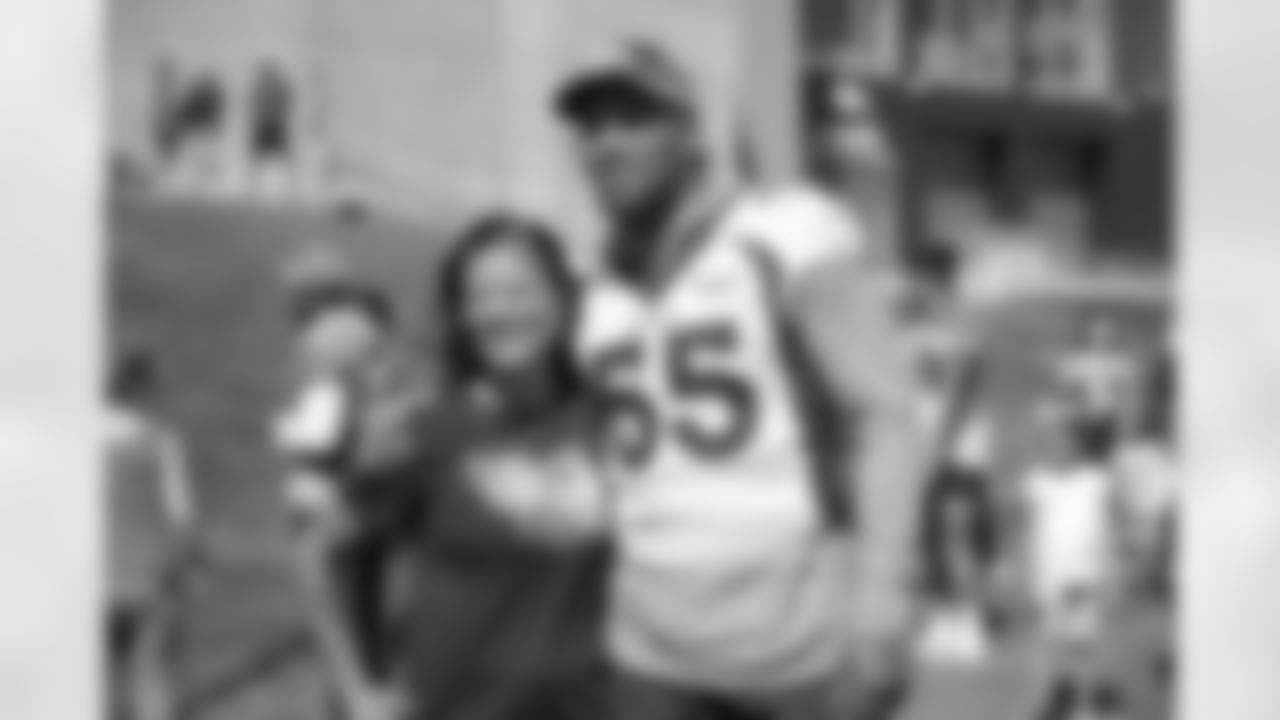 Bradley Chubb with his mother at the Broncos' family breakfast during walkthrough at UCHealth Training Center in Englewood, Colorado on September 17, 2022. (Photo by Amanda Gerlach)