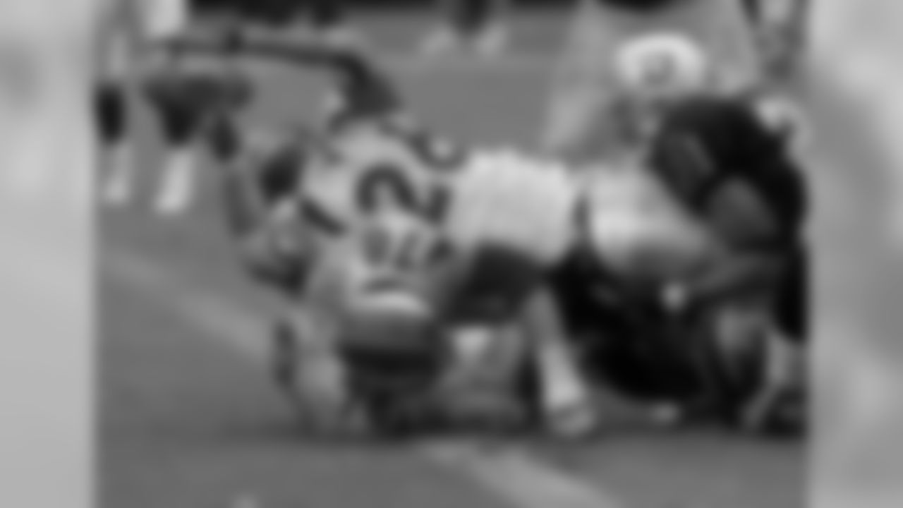 Nov. 30, 2003: Broncos 22, Raiders 8