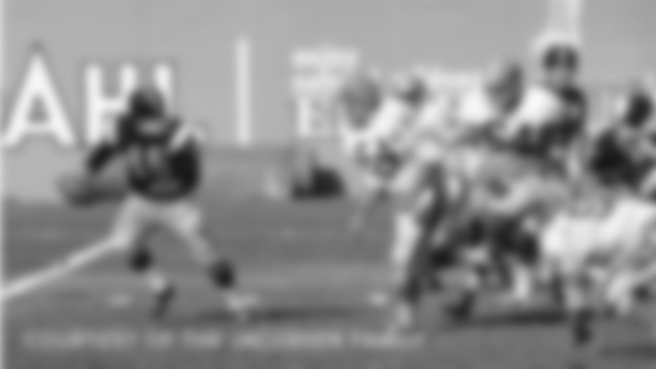 In departing from the brown-and-yellow uniforms, the Broncos moved to the now classic orange-and-blue combination. The first iteration of these uniforms featured an orange helmet with a blue horse logo and white stripe down the middle. However, this helmet didn't last long, as the blue logo largely blended into the orange helmet in black-and-white telecasts.
Photo courtesy of Tom Jacobsen, who provided the image in 2016.