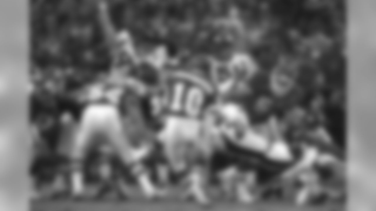 Pete Stoyanovich kicks a field goal that is called back because of an offsides penalty against the Chiefs. The play would prove crucial because the second field goal attempt was unsuccessful against the Kansas City Chiefs at Arrowhead Stadium in Kansas City on January 4, 1998.