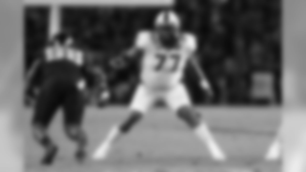 NFL.com bio: "… He caught the eyes of scouts with his play in 2018, as he was a second-team All-Big 12 pick and started all 13 games for the Horned Frogs at right tackle. …"
(AP Photo/Michael Conroy)