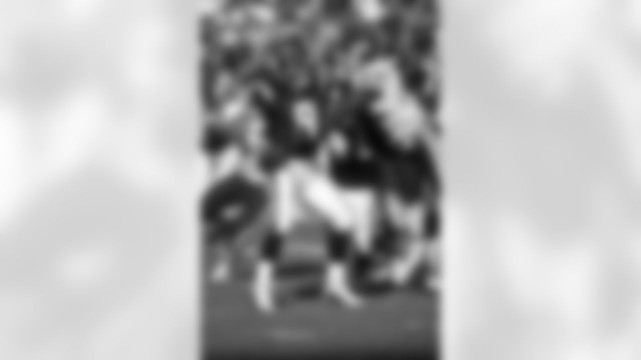 1996 NFL Draft: Jerome Woods, S (Chiefs)A nine-year NFL player, Woods played his entire career in Kansas City. Woods started 105 of 128 career games, made the Pro Bowl once, intercept 15 passes (two returned for touchdowns) and had five sacks.