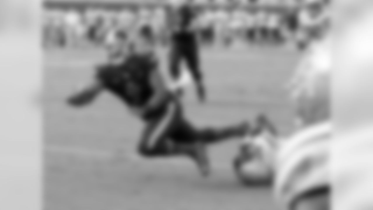 Duke quarterback Anthony Boone stretches for the goal line against Georgia Tech.