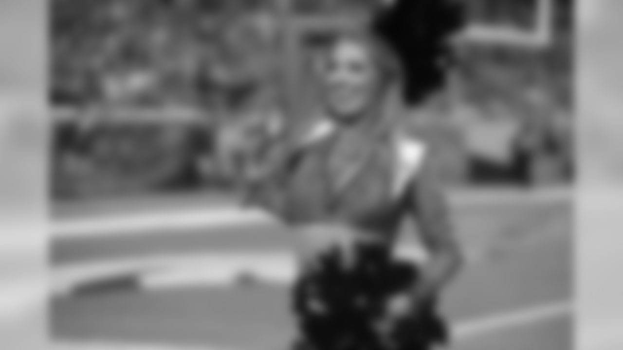 Erica L., 181001, Denver Broncos, KCC, Cheerleaders, DBC
