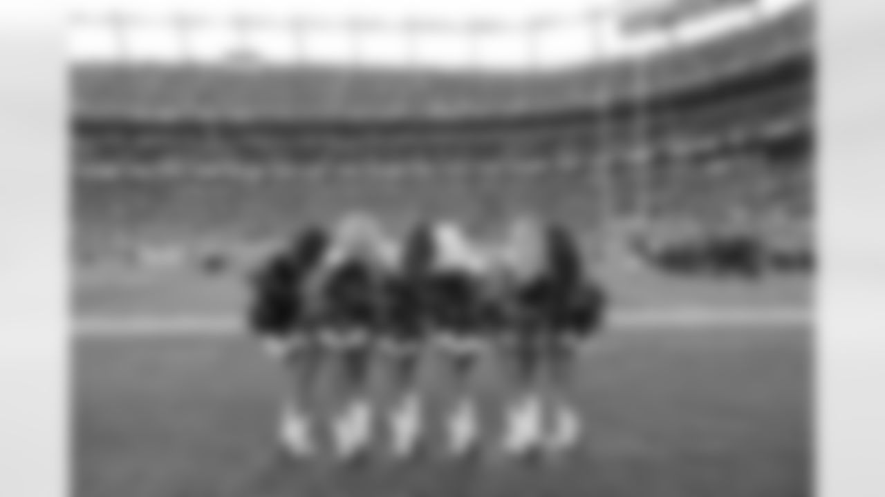Denver Broncos Cheerleaders perform during the Broncos' Week 4 game against the Baltimore Ravens. (Photo by Laura Murray Photography)