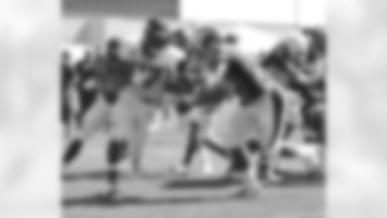 RB Jeremiah Johnson carries the ball.