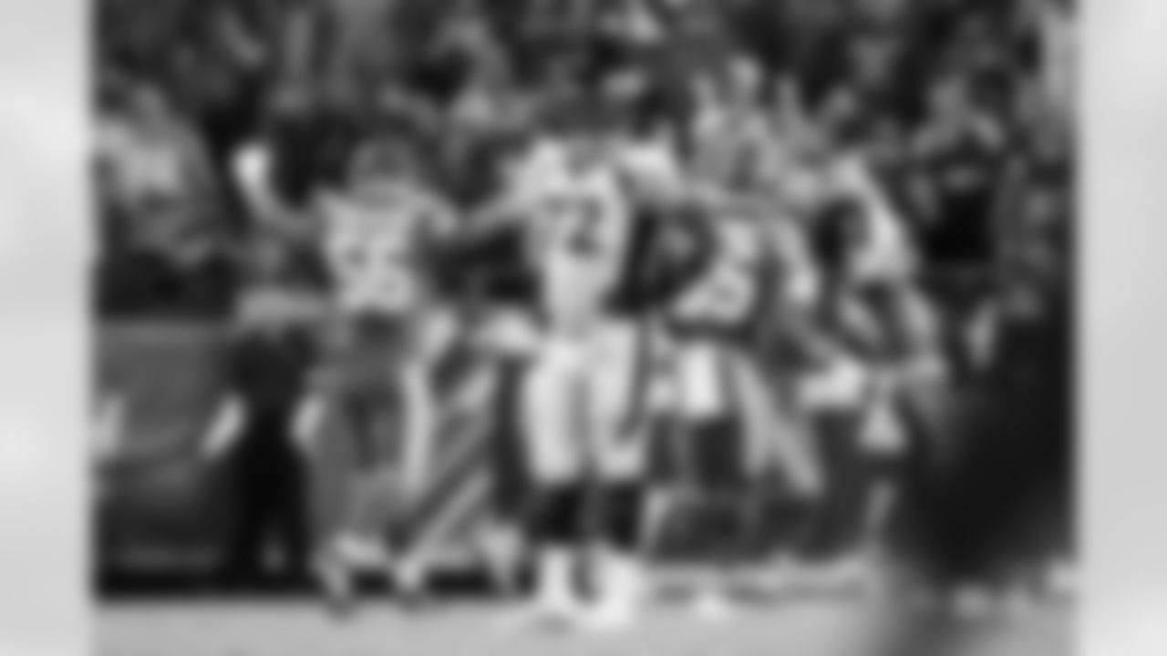 Garett Bolles during the Broncos' Week 6 game against the Kansas City Chiefs at GEHA Field at Arrowhead Stadium in Kansas City, Missouri on October 12, 2023. Photo by Ben Swanson / Denver Broncos