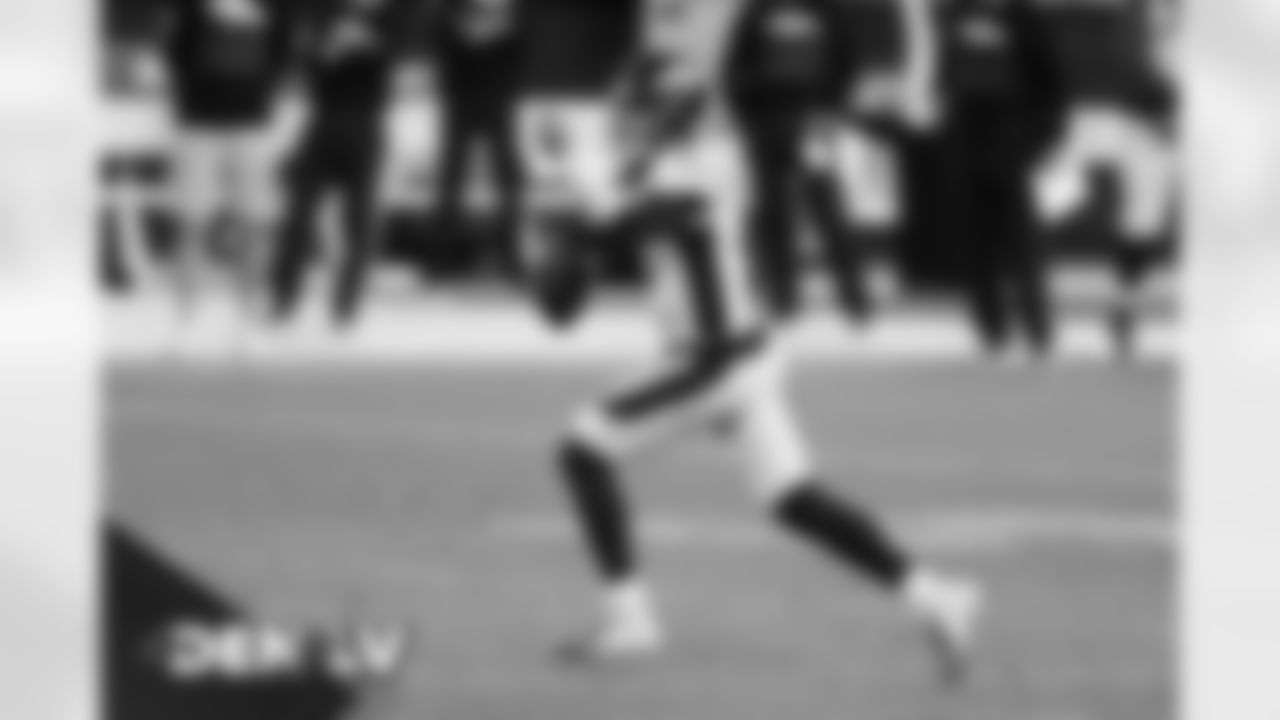 Drew Lock during the second half of the Broncos' Week 10 game against the Las Vegas Raiders at Allegiant Stadium in Las Vegas, Nevada. (Photo by Zak Krill)