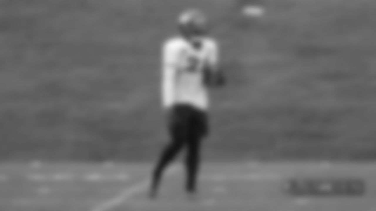 Darian Stewart at practice at UCHealth Training Center on October 11, 2018.